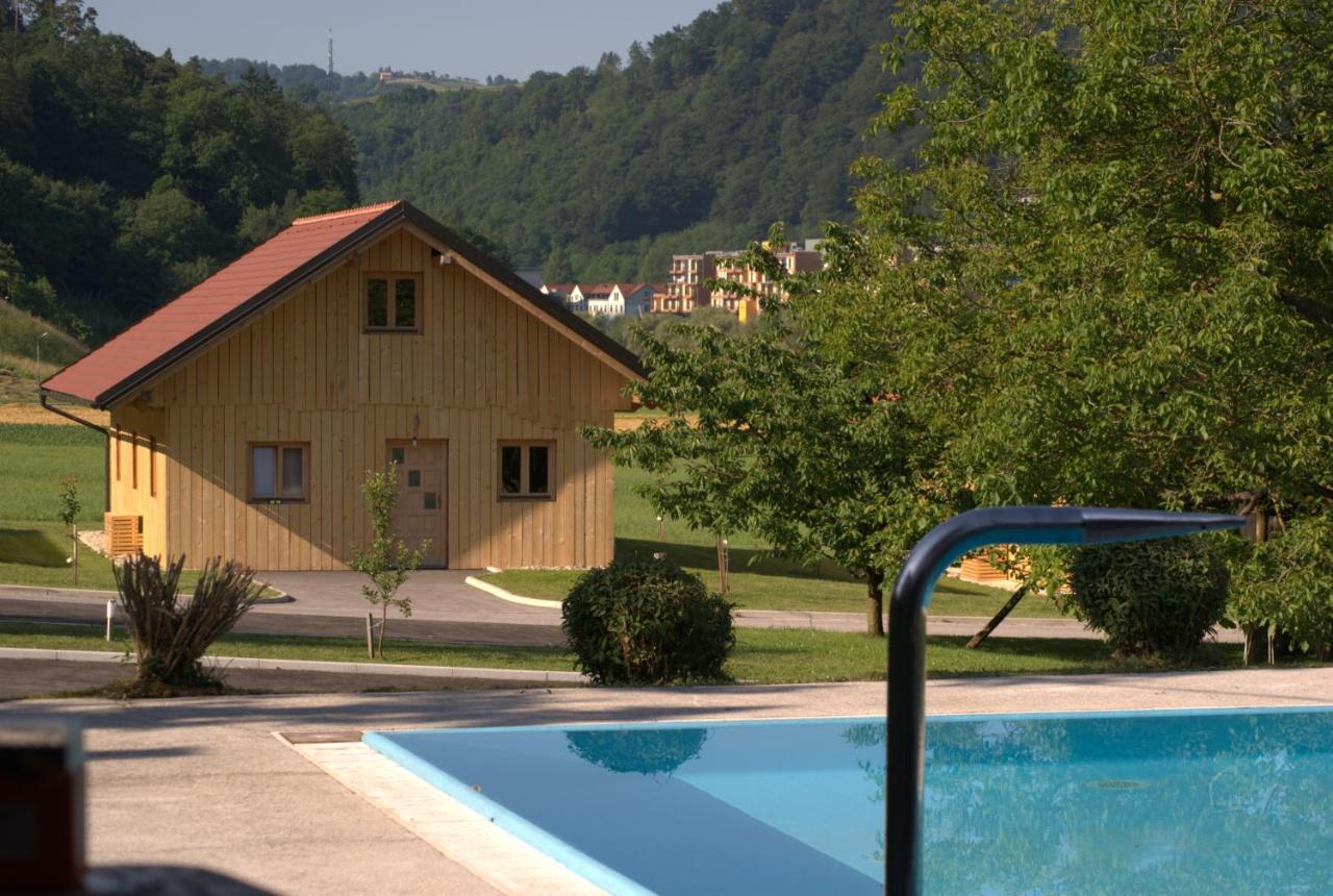 Martinova Izba - Family Bungalows ラーシュコ エクステリア 写真